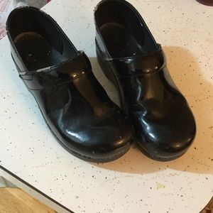 used black Dansko clogs